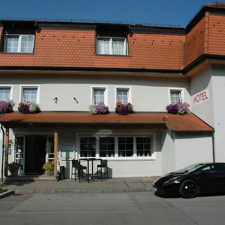 Mayers Waldhorn - Zwischen Reutlingen Und Tuebingen Kusterdingen Exteriér fotografie